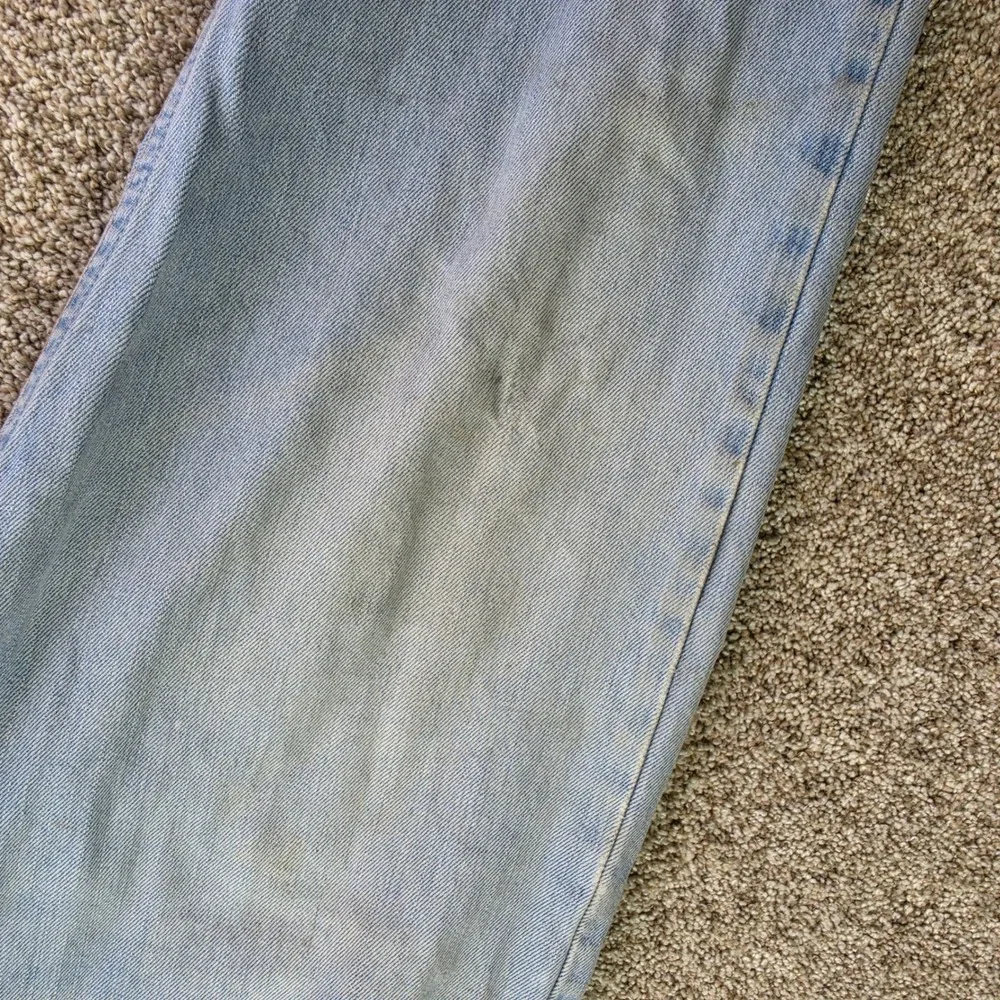 VINTAGE Levi's 505 Regular Fit Jeans Mens 38x29 Light Wash Blue Outdoor Casual